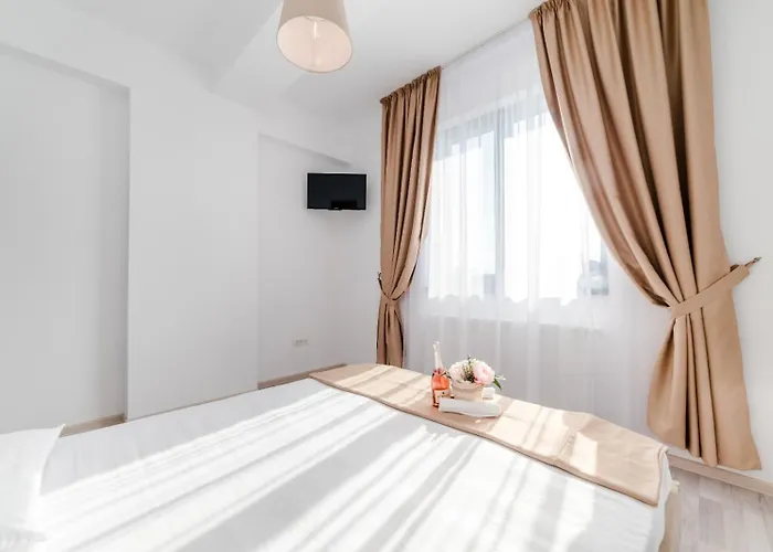 Forever Sunrise-mamaia Nord Apartman